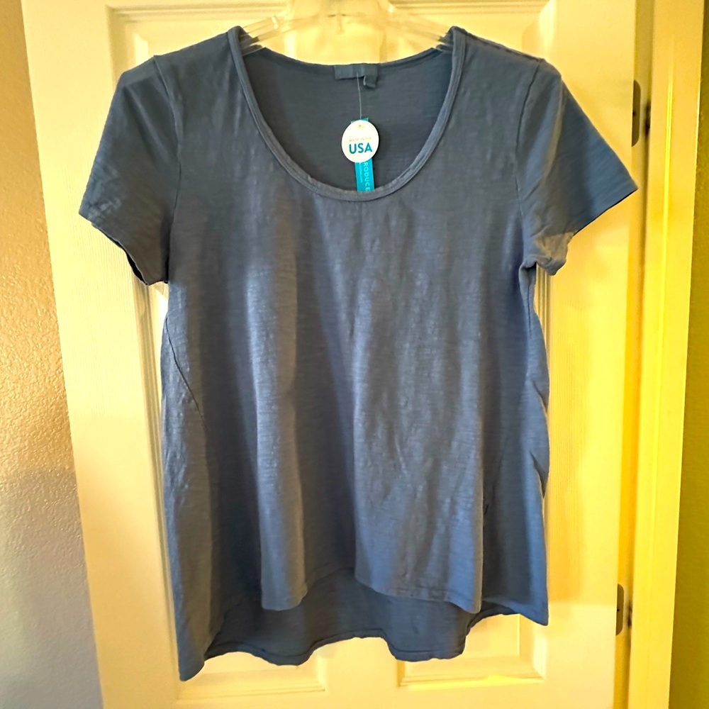 NWT Fresh Produce T-shirt